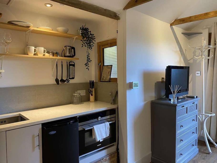Cosy 1 Bedroom Country Lodge With Free Parking Watlington  Exterior foto